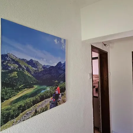 River Valley Nyaraló